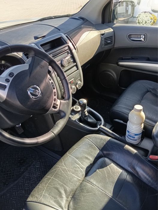 Джип Нисан X-trail