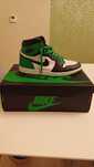 Air Jordan 1 Retro High Lucky Green