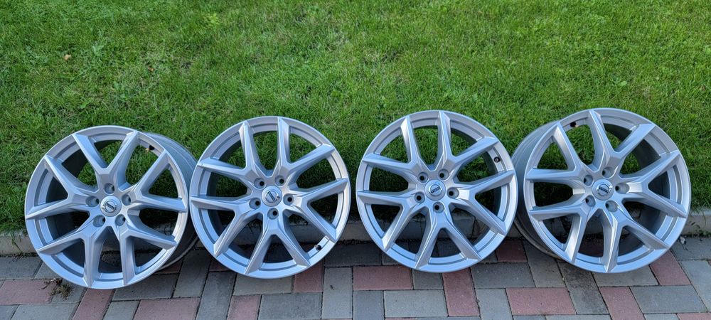 Jante r 18 originale volvo xc 40,xc 60