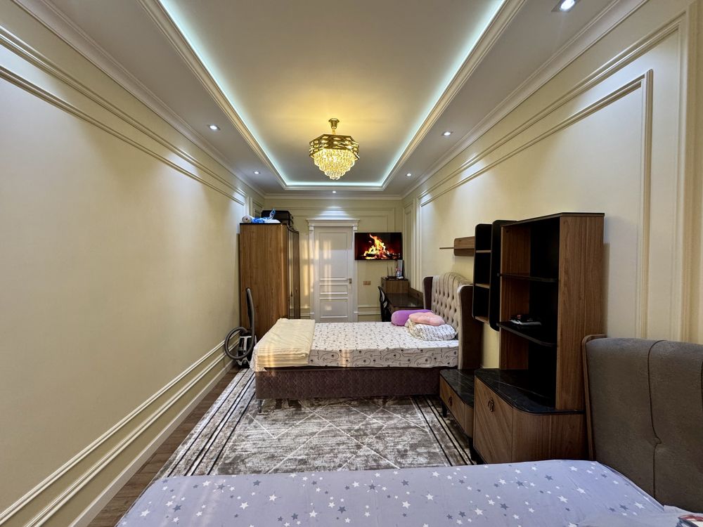 4х комнатная квартира, 127 м². Проспект Навои