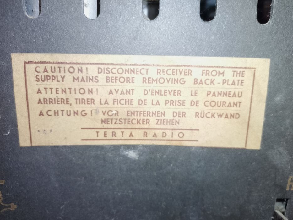 Radio vechi cu lampi