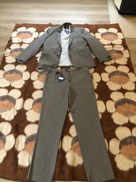 Спортен костюм White Stuff