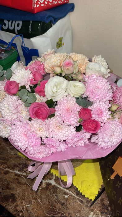 Цветы в корзинке Микс