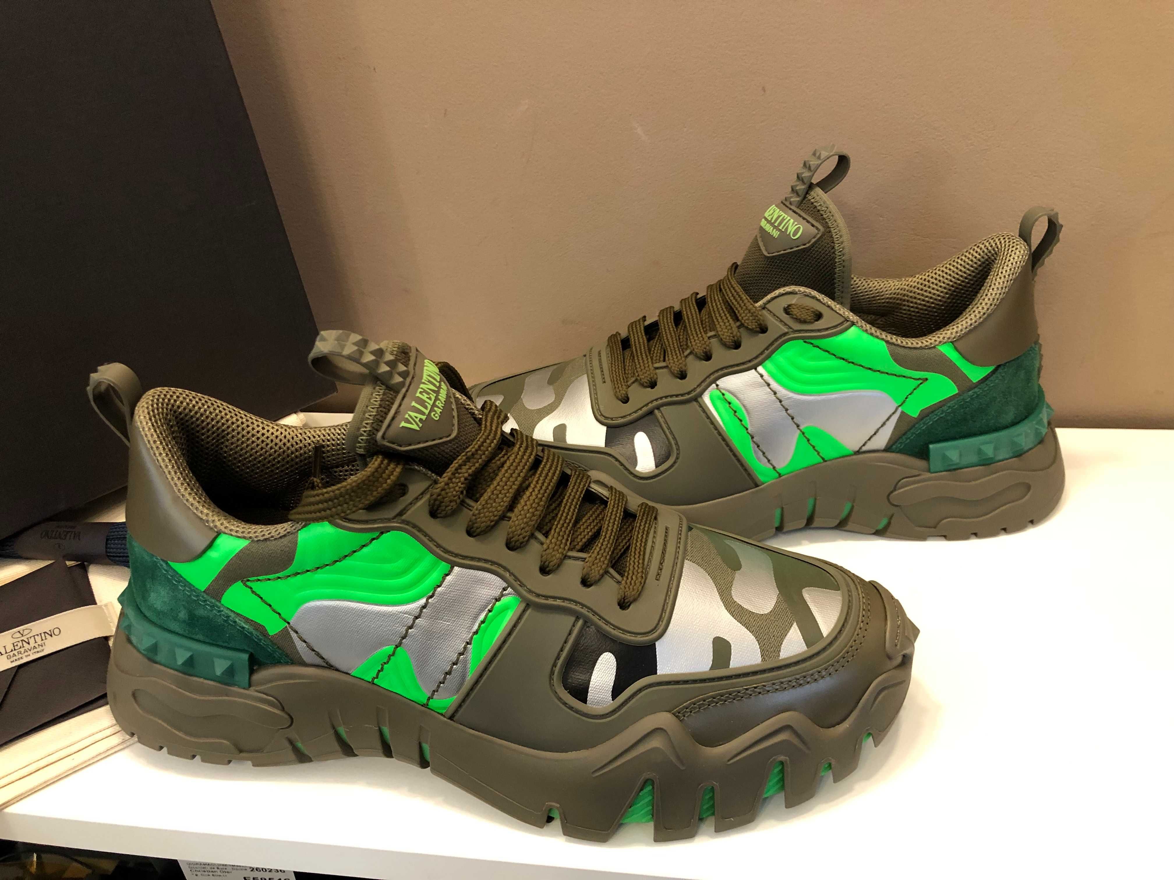 Valentino sneakers 41 originali, full box, retail 690 euro