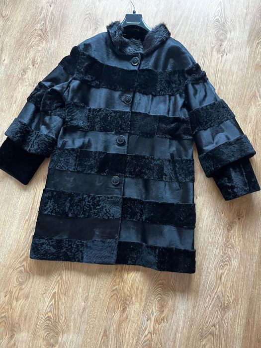 Стилно палто от естествена кожа-пони, каракул с яка от нутрия-ново