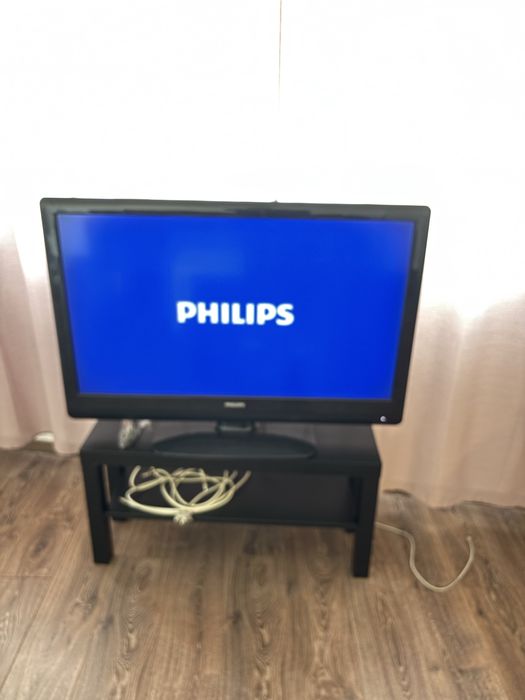 Телевизор Philips 42 инча 42PFL3604/12