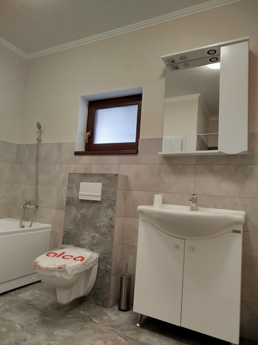 Proprietar închiriez duplex Moșnița Nouă,4 camere