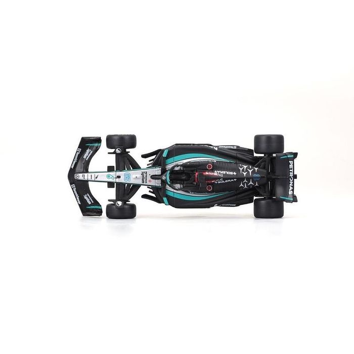 Bburago Race – Mercedes F1 W15 E-performance #63 – 1:43
