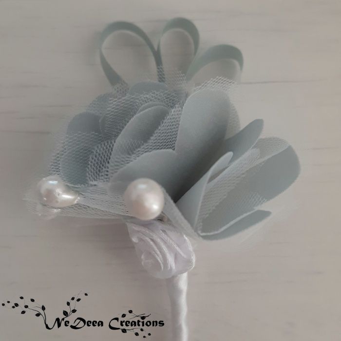 Flori textile pentru pus in piept, pentru nunta (cocarde)