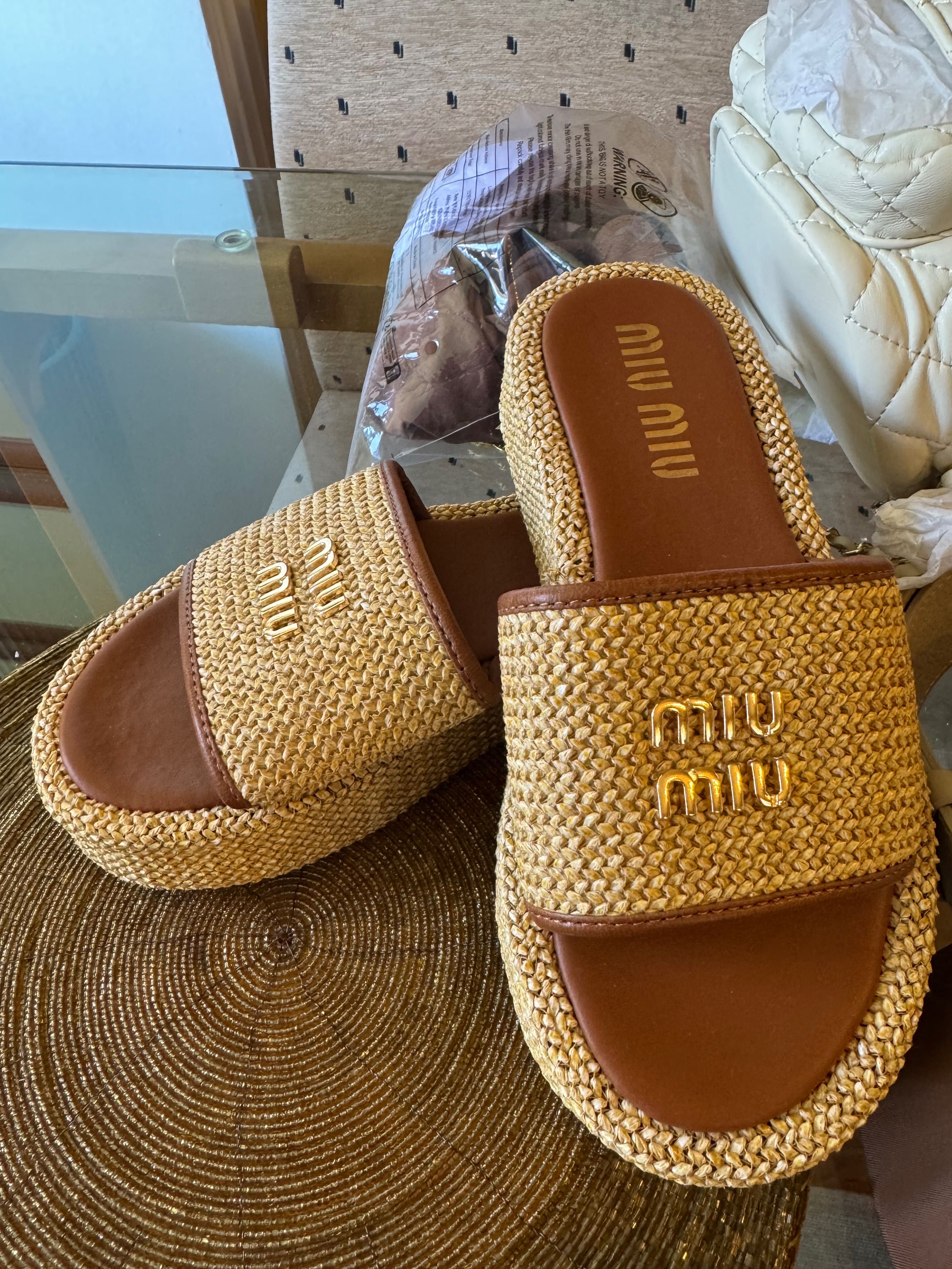 Обувки miu miu нови