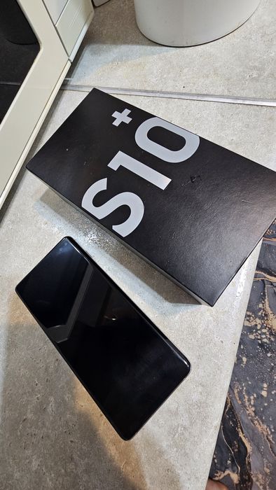 Продажа Samsung s10 +