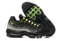 Оригинални мъжки маратонки Nike Air Max 95 TT налични 41,43 и 44
