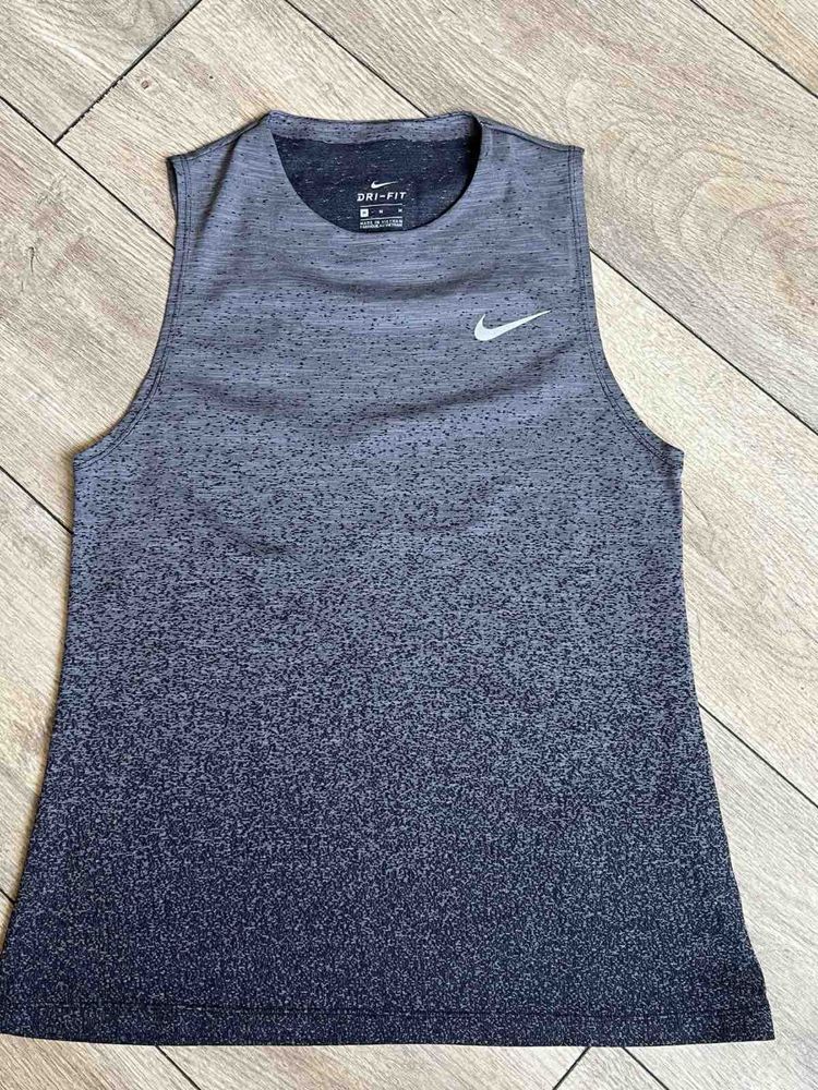 Дамски потник Nile Dri- Fit / РР М