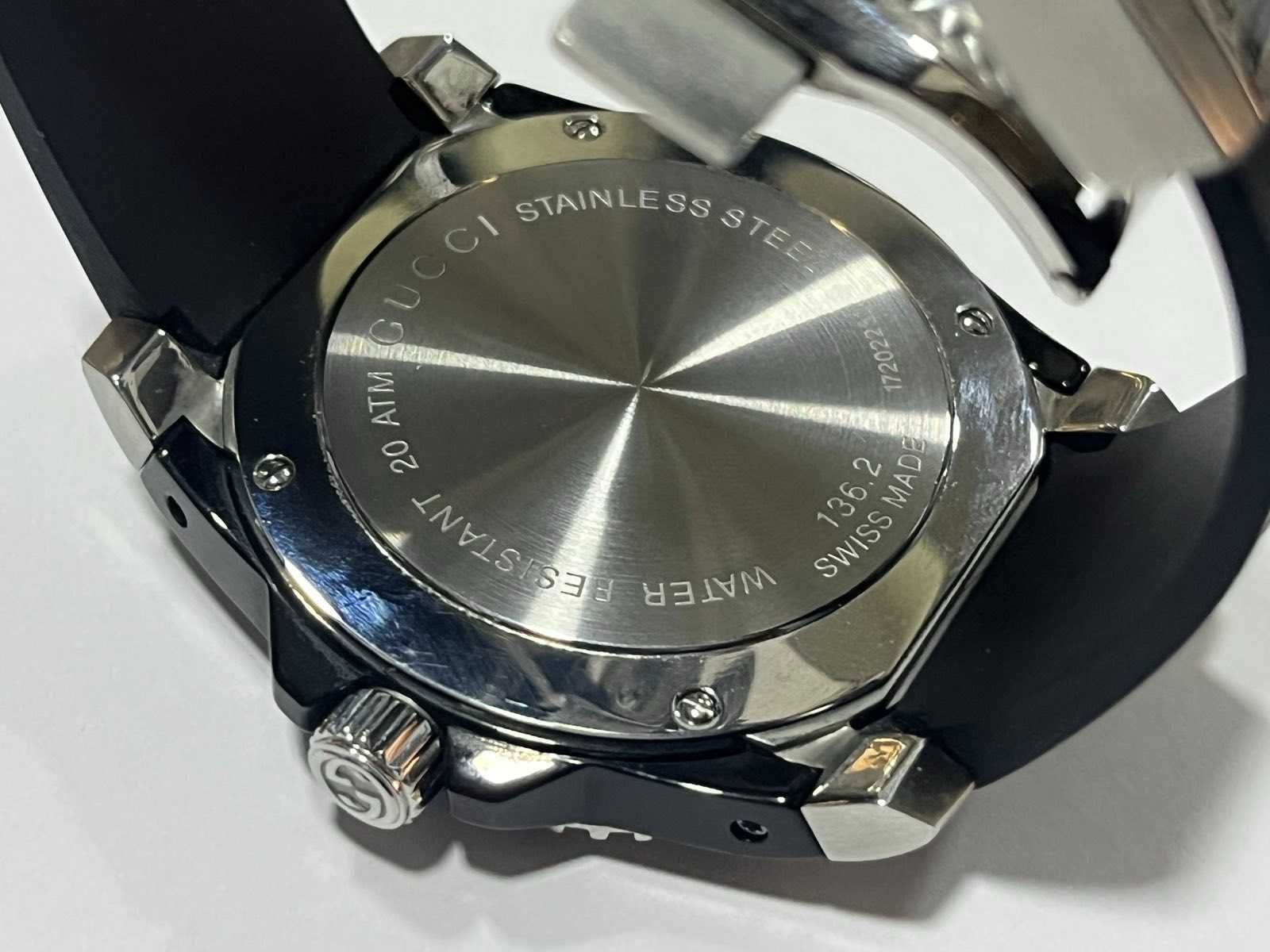 Часовник Gucci Dive 136.2