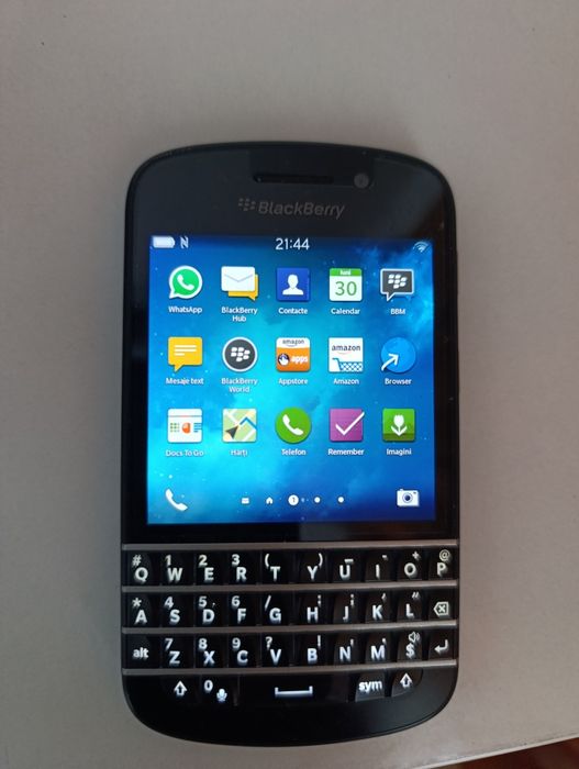 Vând Blackberry Q10