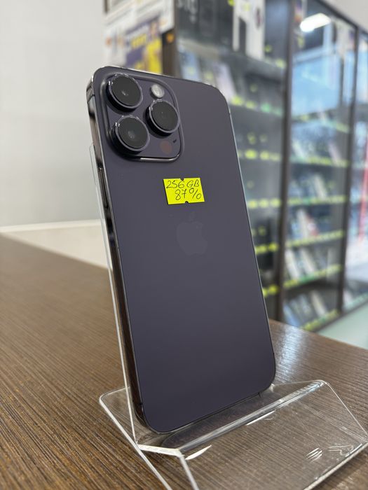 iPhone 14 Pro Max / 256GB / 87% / Garantie 12 luni