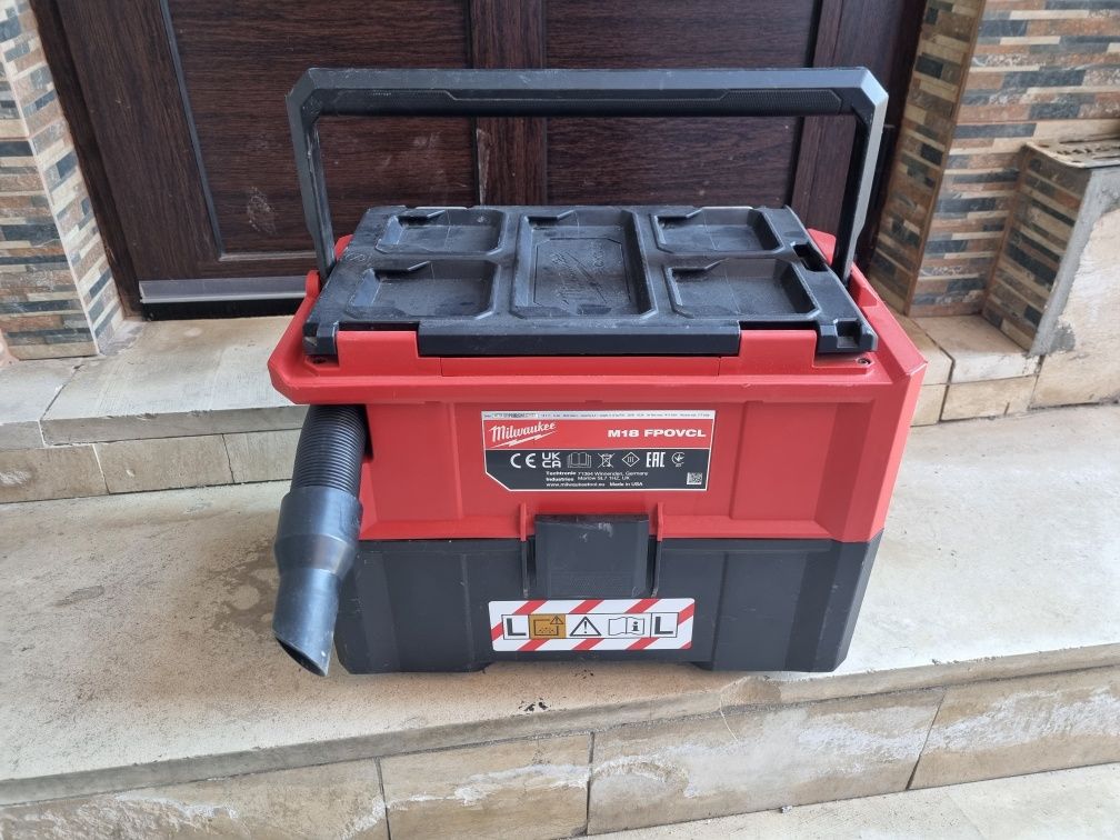 Milwaukee M18 FPOVCL packout прахосмукачка