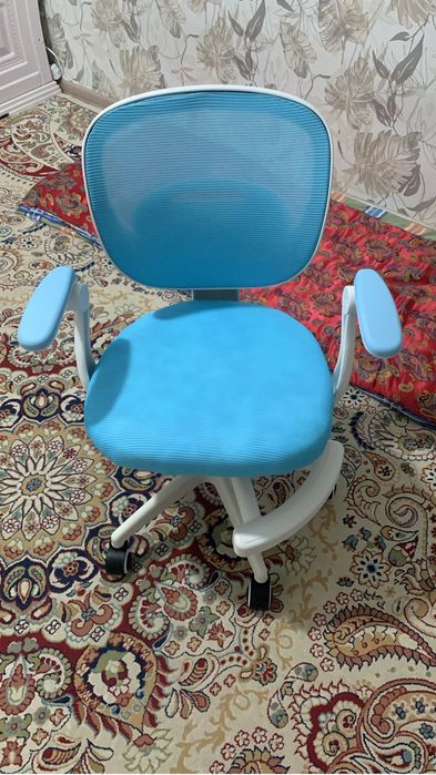 детское крисло новый