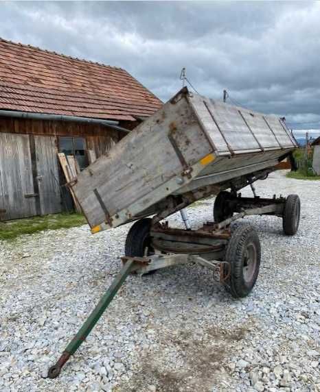 Remorca basculabila pe 2 parti, 6 tone, 4.50 m x 1.80 m