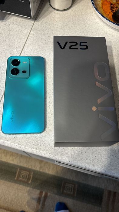 Продам Vivo 25 256 Гб 5G Новый