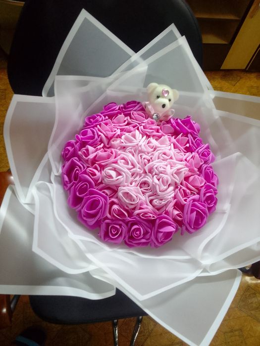 Buchet de trandafiri din spumă