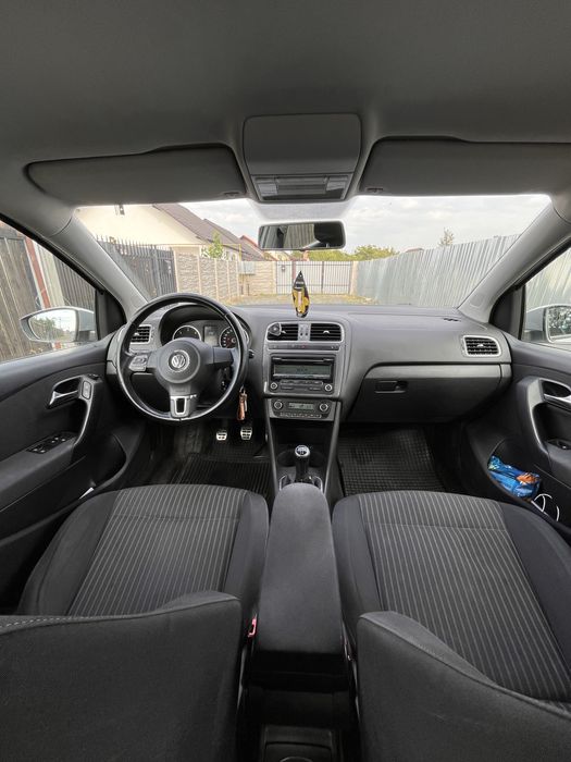 Volkswagen Polo 6R – 1.6 TDI, 105 CP – An 2011