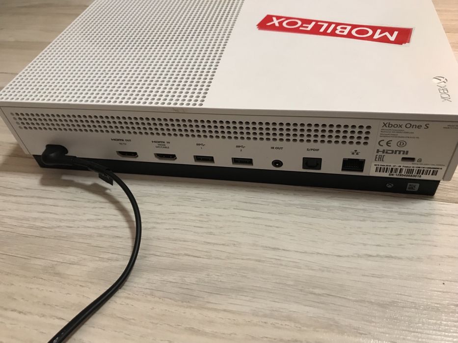 Vand consola xbox one