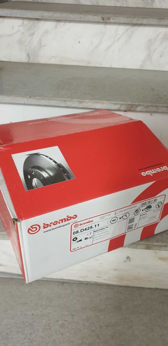 Брембо спирачни дискове-задни