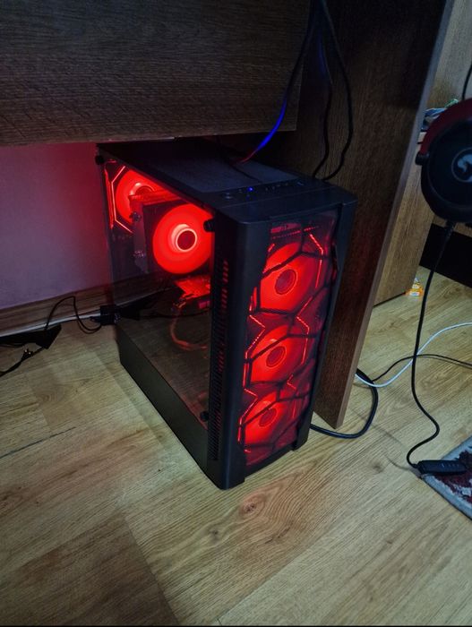 Vand sau schimb pc gaming