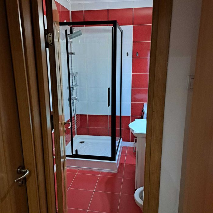 Apartament cu 2 camere plus garaj