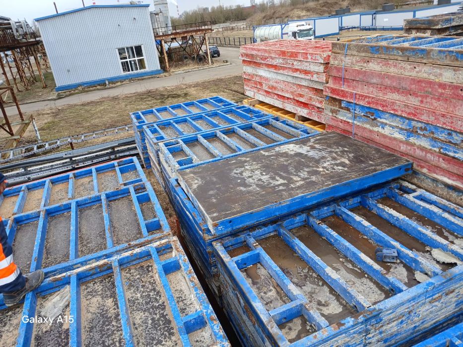 Продам обмен опалубка и все для монолита