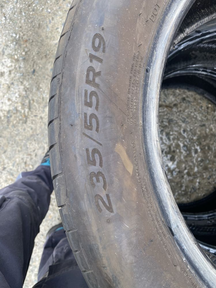 235/55/19  cu 255/50/19 hankook