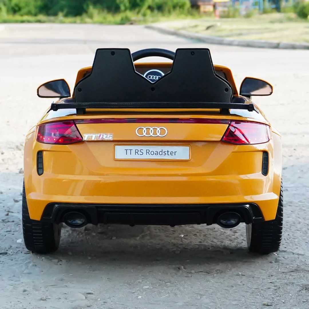 Лицензирана Aкумулаторна Kола Audi TT RS Roadster, 70W,12V/4.5Ah