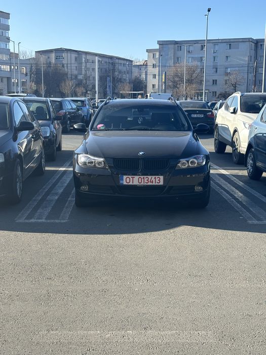 Vand bmw e91,motor 2.0,benzina