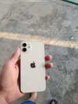 Iphone 12.