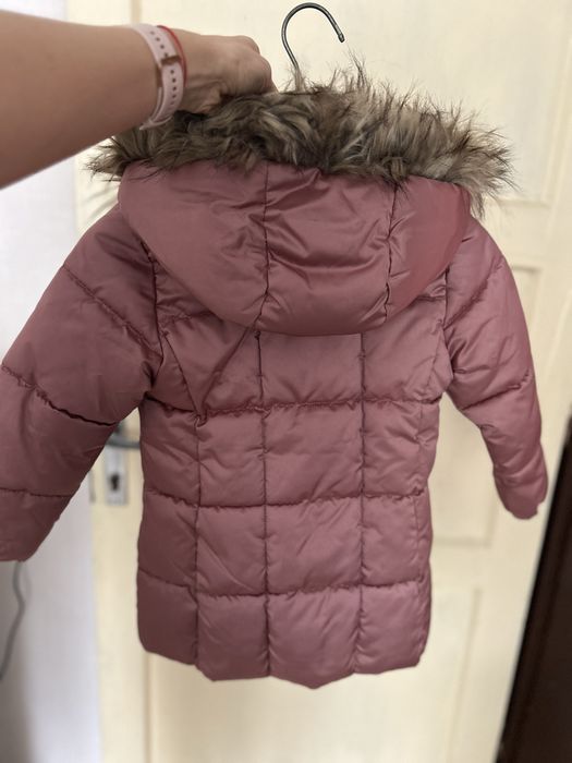 Зимно яке на H&M за момиче 4-5г