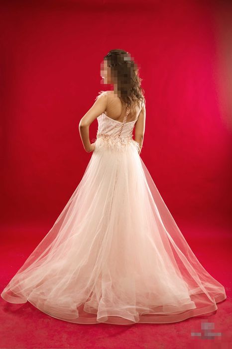 Дизайнерска бална рокля