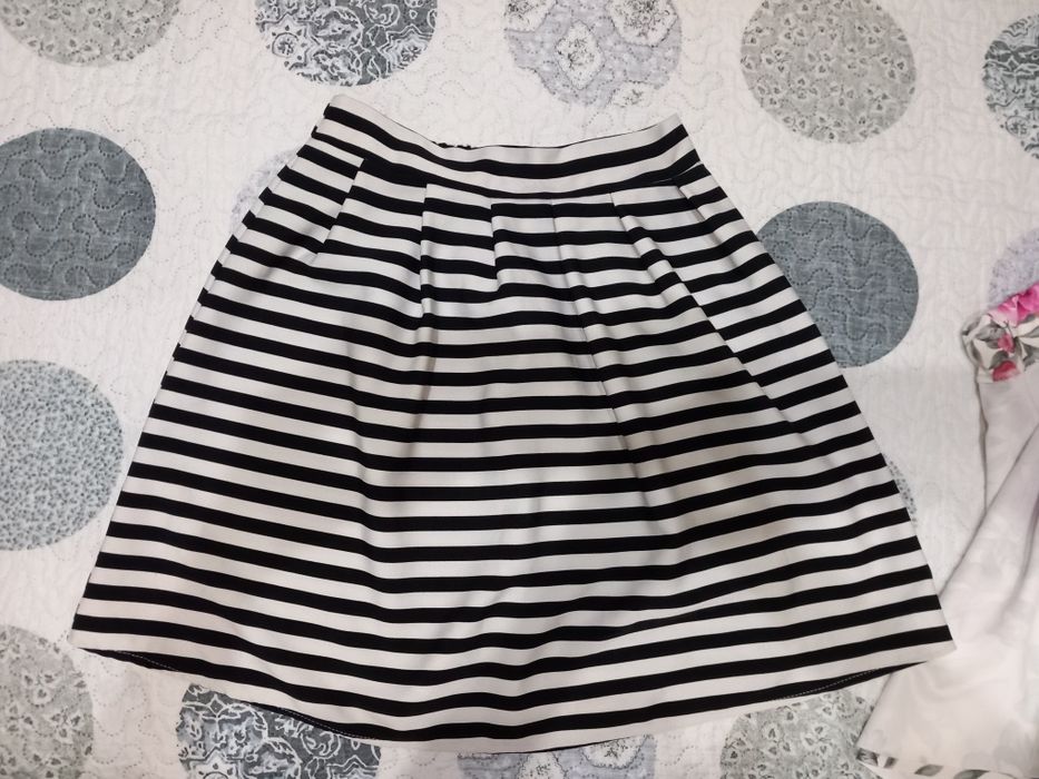 Дамски поли и рокли размер S