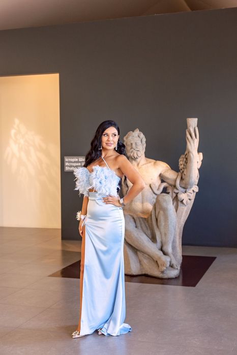 rochie de seara cu pene, corset