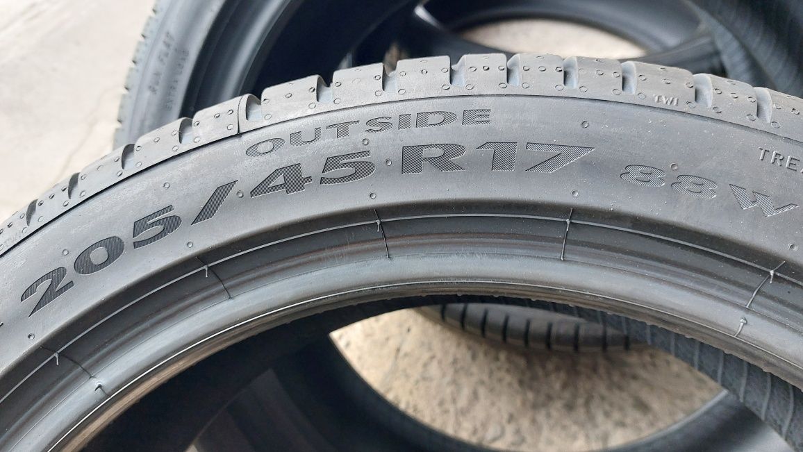 Нови гуми 205/45/17 Pirelli Cinturato P7 4 броя