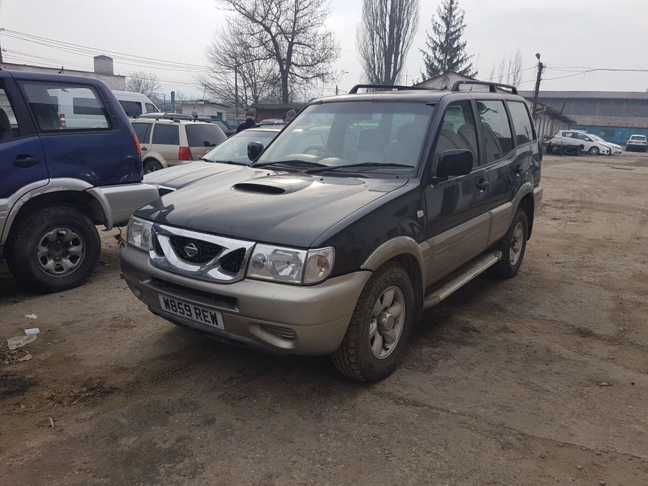 Motor 3.0 Nissan Terrano 2 far oglinda gram usa macara grila radiator