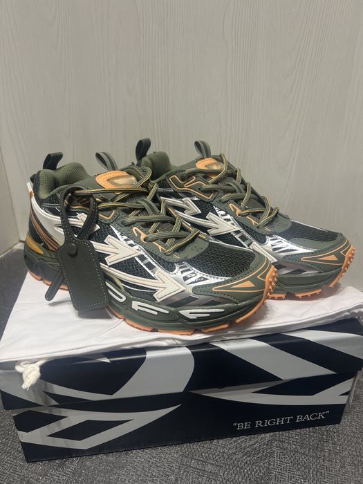 Off White Be Right Back 42