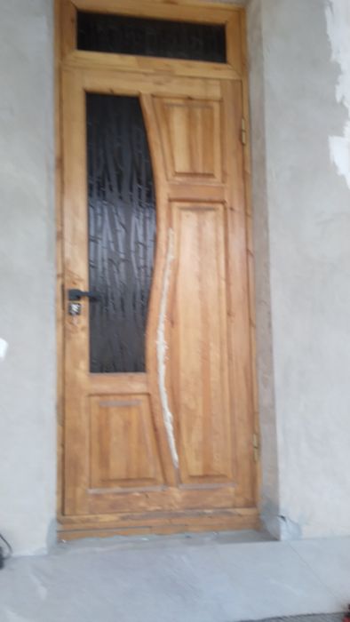 Taxtaliy eshik rom sotiladi