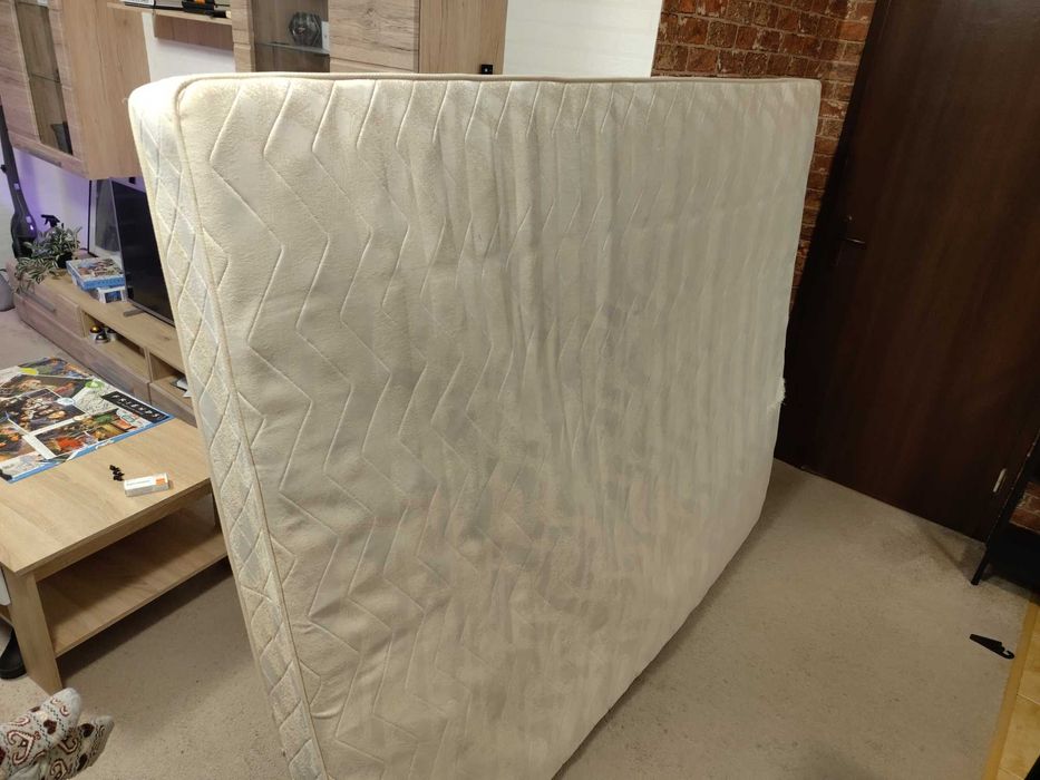 Матрак пружинен 160х200