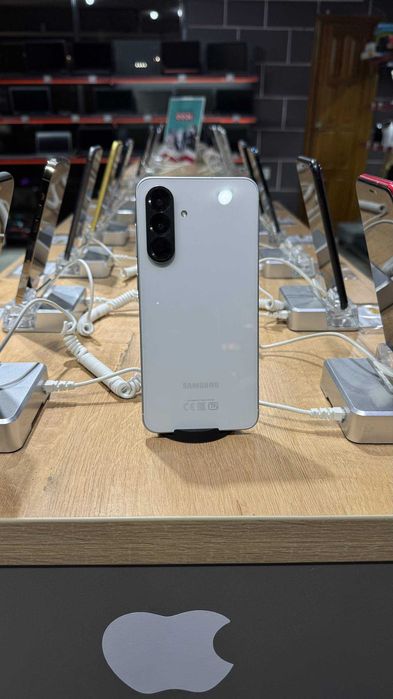 Телефон Samsung Galaxy A56 128/Самсунг Галакси А56 128