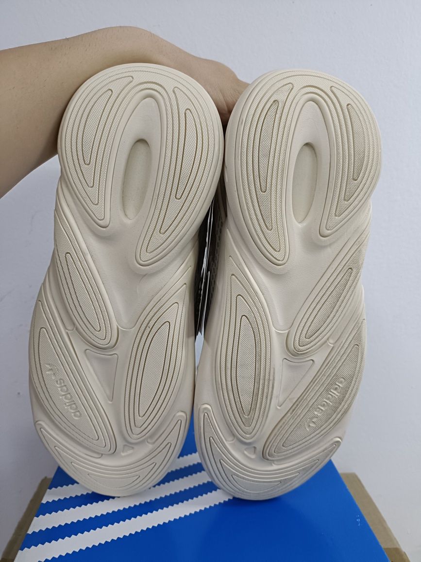 Adidas Ozelia номер 42, 42 2/3, 43 1/3, 44, 44 2/3, 45 1/3