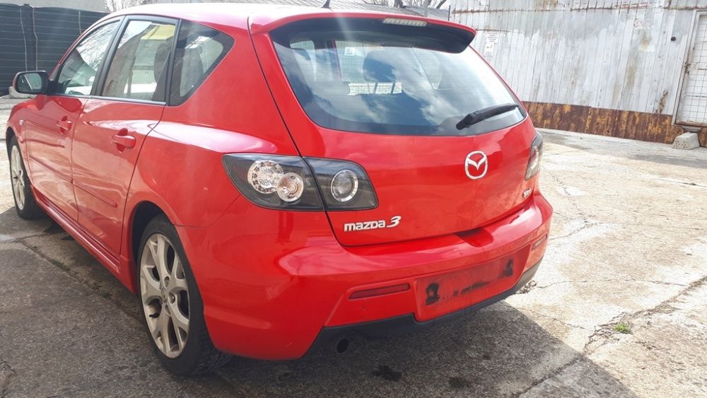 Parbriz Mazda3 Motoras Geam fata Mazda3 Luneta Mazda3 Geam spate Mazda