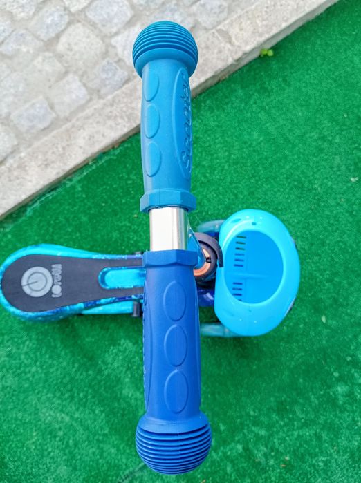 Тротинетка Lorelli  Smart Plus със светещи гуми
