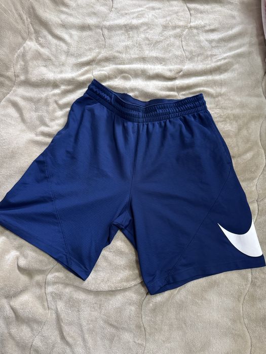 Къси гащи nike .