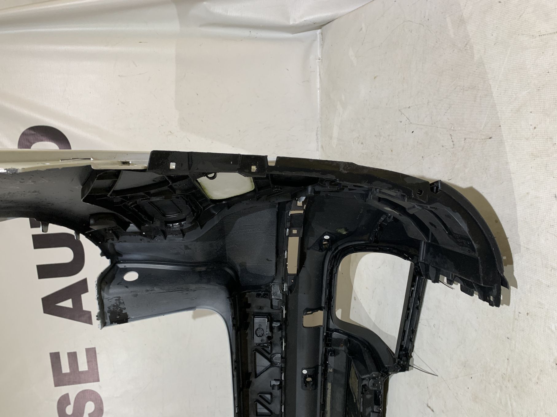 Bara spate Porsche Cayenne, 2018, 2019, 2020, 2021, 2022, 2023, cod origine OE 9Y0807421A.